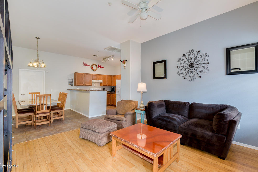 2150 East Bell Road, Unit 1095 Phoenix, AZ 85022 - Photo 8 of 26 08-Bell