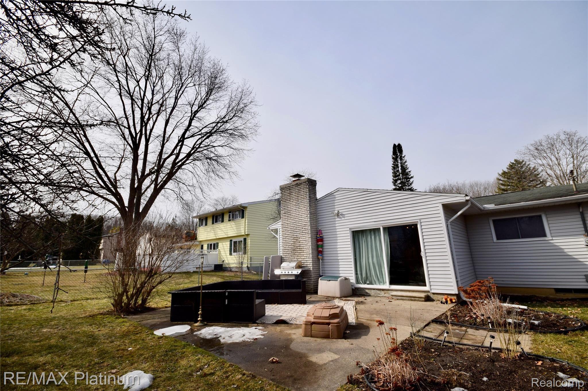 413 Holland Road Flushing, MI 48433 - Photo 43 of 46 DSC_1131.jpg