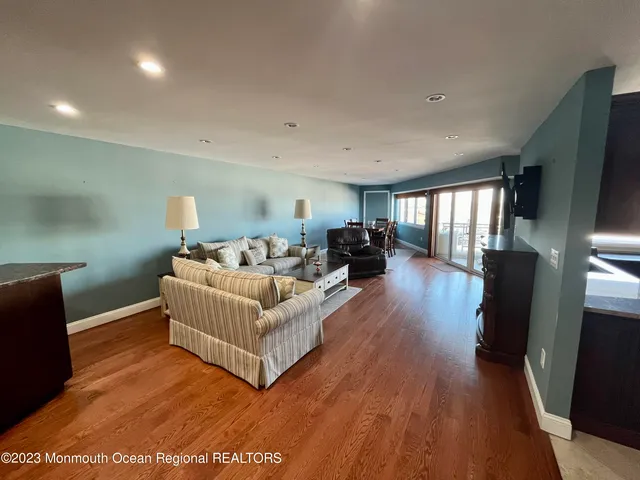 $5,000 | 525 Ocean Boulevard, Unit 405, Long Branch, NJ 07740
