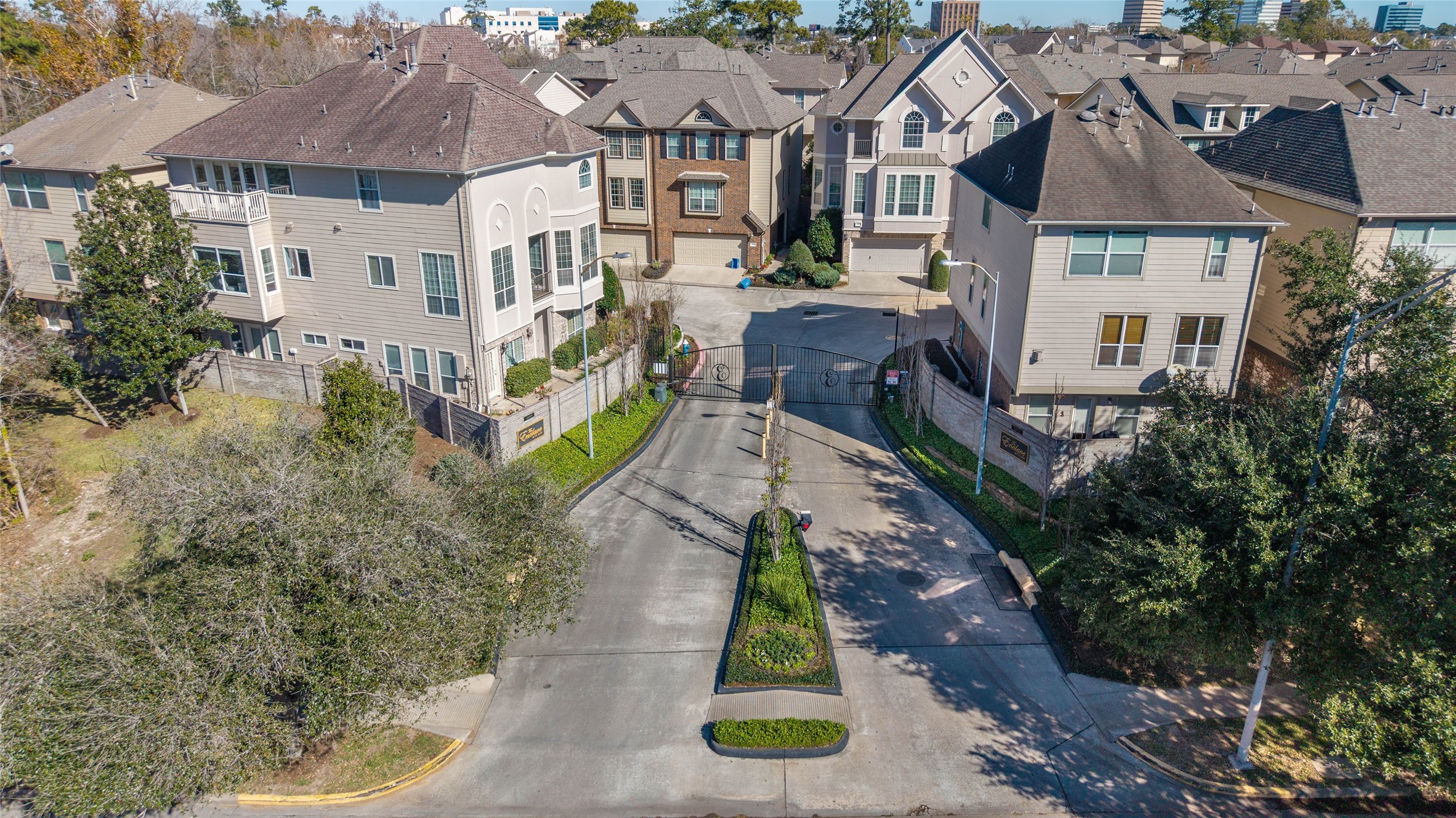 1807 Stacy Crest Houston, TX 77008 - Photo 27 of 32