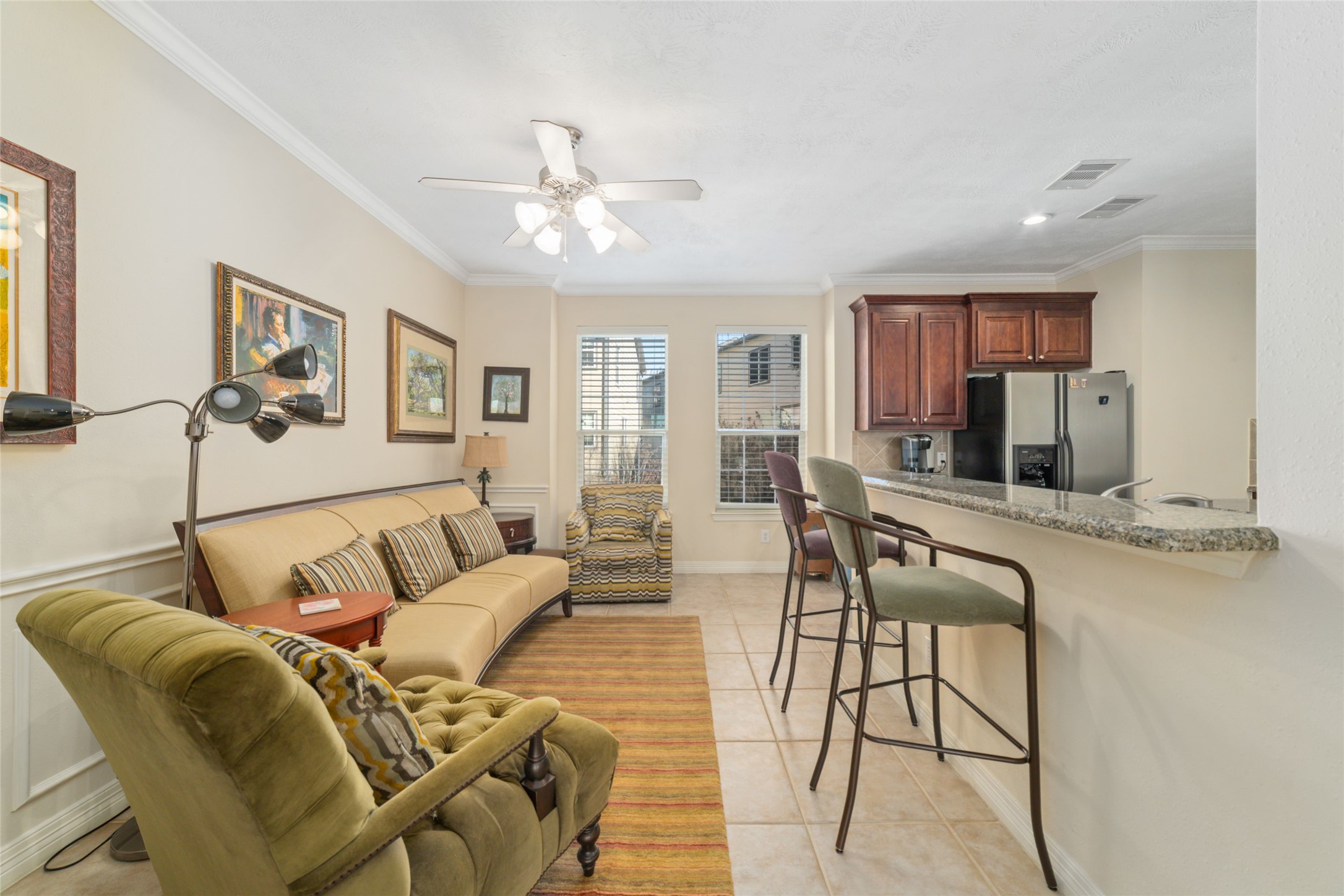 1807 Stacy Crest Houston, TX 77008 - Photo 7 of 32