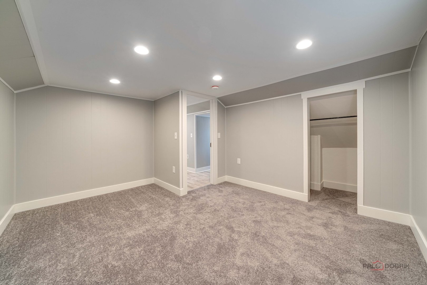 163 Eagle Point Road, Unit 2 Fox Lake, IL 60020 - Photo 30 of 38 a view of an empty room