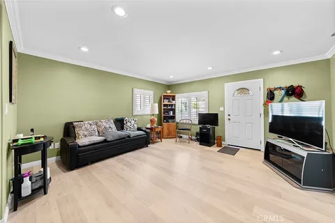 $875,000 | 937 South La Verne Avenue, East Los Angeles, CA 90022