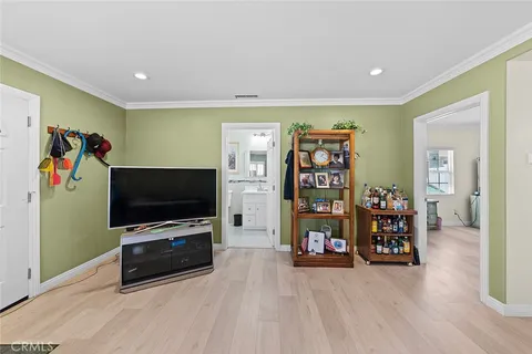 $875,000 | 937 South La Verne Avenue, East Los Angeles, CA 90022