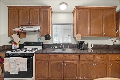 $875,000 | 937 South La Verne Avenue, East Los Angeles, CA 90022