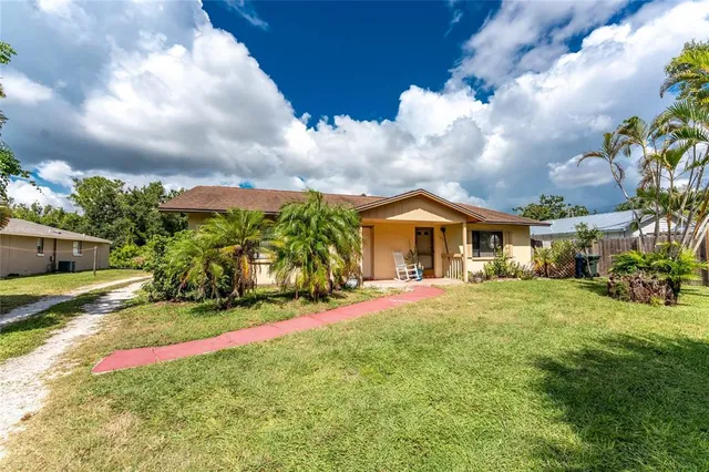 $399,000 | 120 West Perry Lane, Englewood, FL 34223