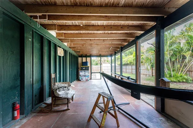 $399,000 | 120 West Perry Lane, Englewood, FL 34223