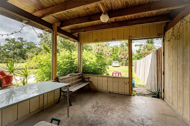 $399,000 | 120 West Perry Lane, Englewood, FL 34223