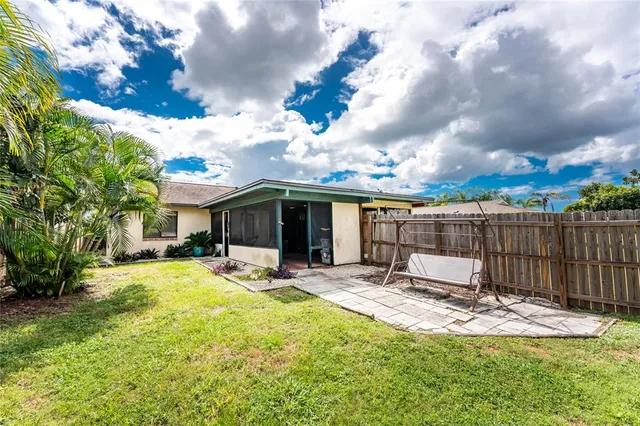 $399,000 | 120 West Perry Lane, Englewood, FL 34223