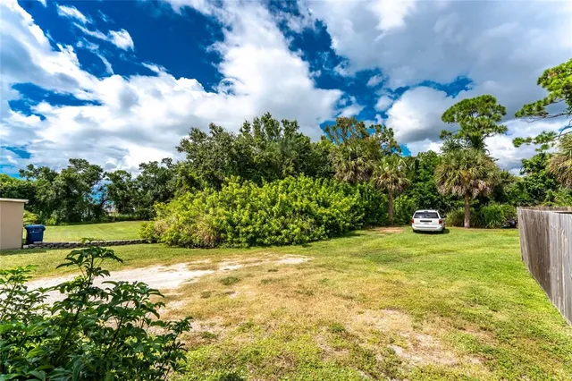 $399,000 | 120 West Perry Lane, Englewood, FL 34223