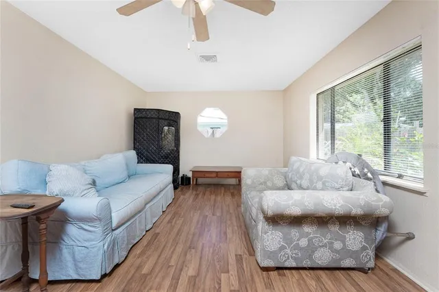 $399,000 | 120 West Perry Lane, Englewood, FL 34223