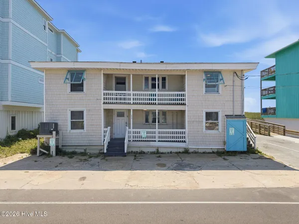 $1,879,000 | 500 Carolina Beach Avenue North, Carolina Beach, NC 28428