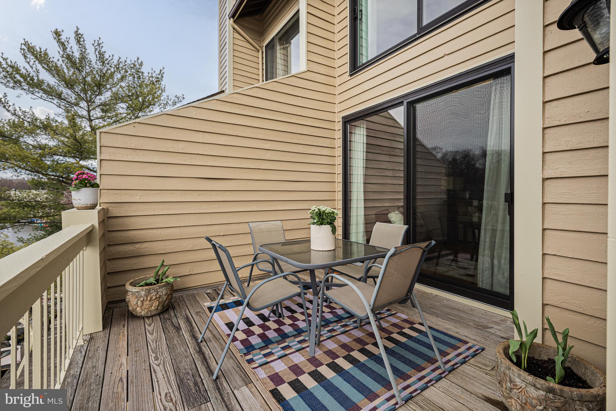 11272 Harbor Court, Unit 1272 Reston, VA 20191 - Photo 6 of 27 Balcony
