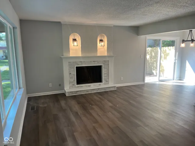 $129,900 | 8353 Paso Del Norte Court, Indianapolis, IN 46227