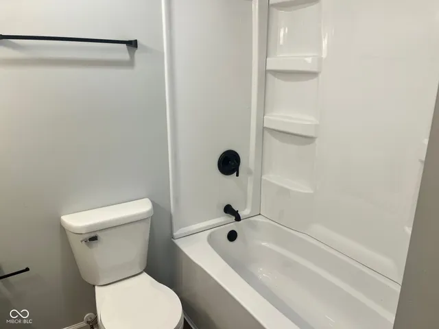 $129,900 | 8353 Paso Del Norte Court, Indianapolis, IN 46227