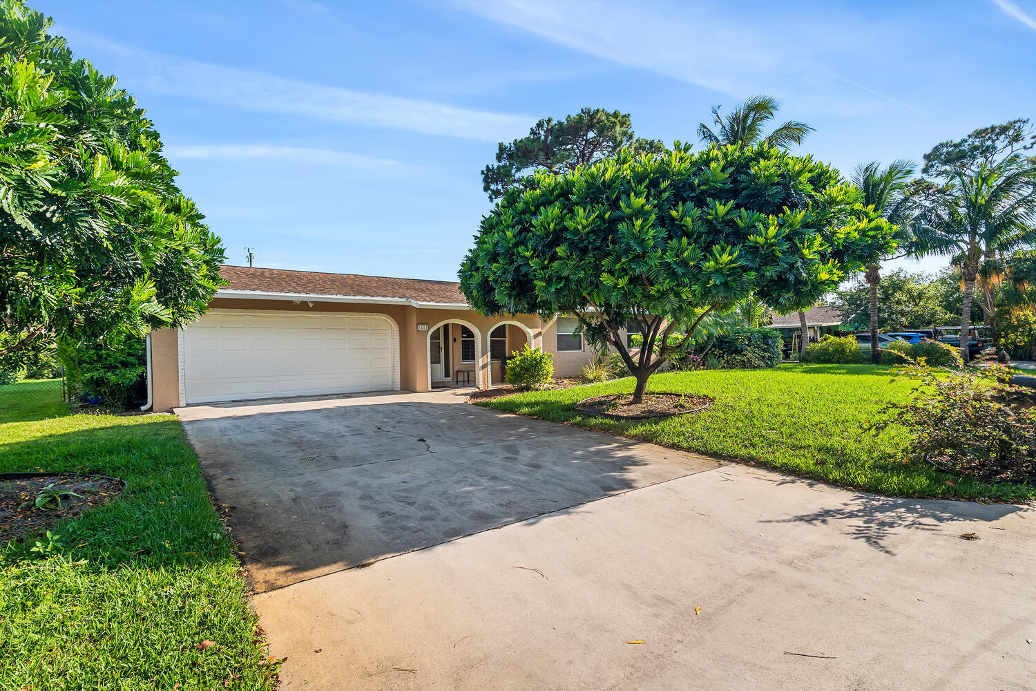 5212 Adams Road Delray Beach, FL 33484 - Photo 27 of 34 5212 Adams Rd-large-027-027-DSC6437-1500