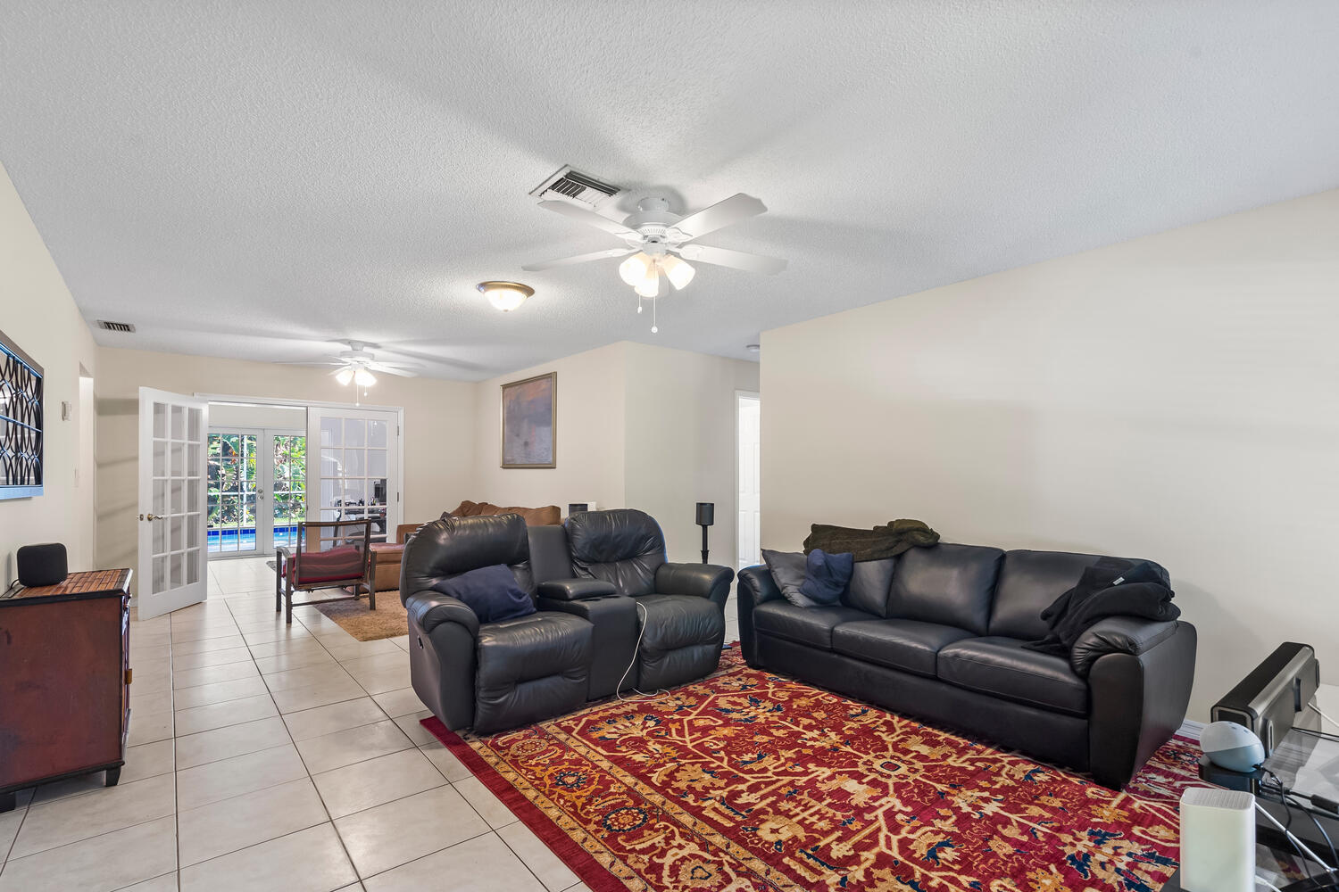 5212 Adams Road Delray Beach, FL 33484 - Photo 7 of 34 5212 Adams Rd-large-010-010-DSC6353-1500