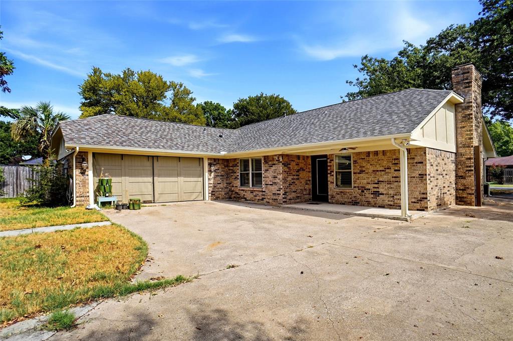 1319 Chestnut Road Mansfield, TX 76063 - Photo 4 of 25 Gallery Image 4