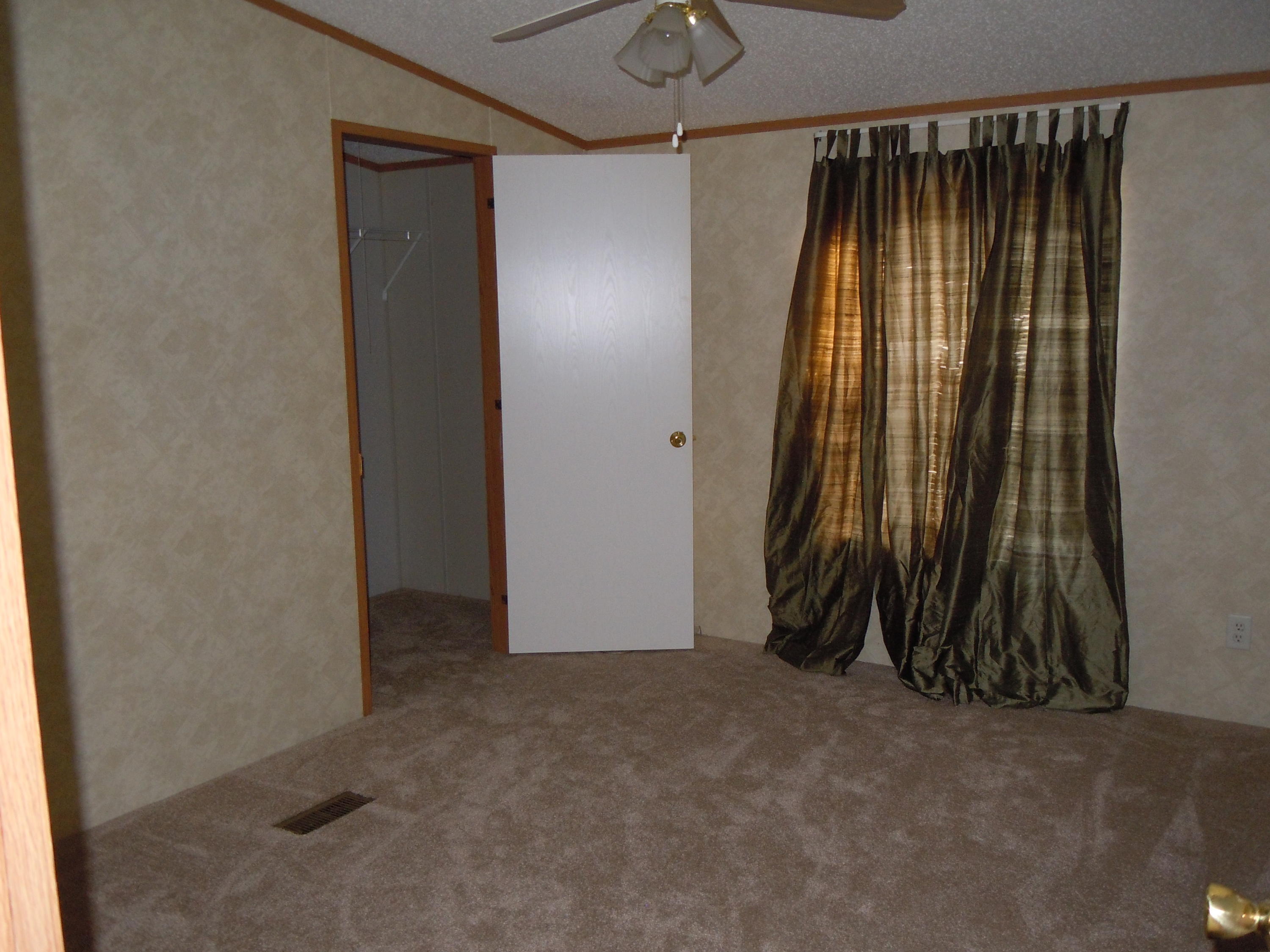 1909 Enterprise Road Piney Flats, TN 37686 - Photo 21 of 26 bed 1