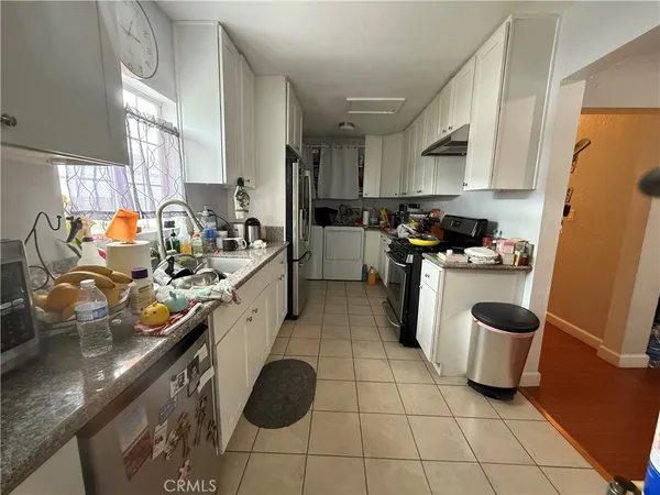 $879,900 | 1555 McDonald Avenue, Wilmington, CA 90744