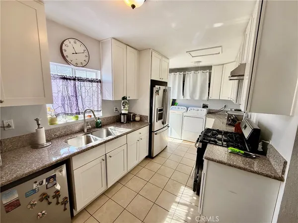 $879,900 | 1555 McDonald Avenue, Wilmington, CA 90744