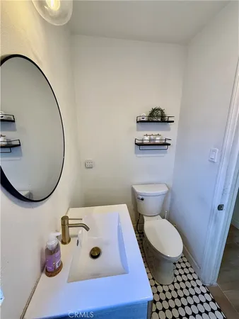 $879,900 | 1555 McDonald Avenue, Wilmington, CA 90744