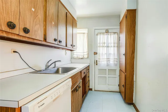 $349,000 | 216-76 68th Avenue, Unit 26119 | Oakland Gardens