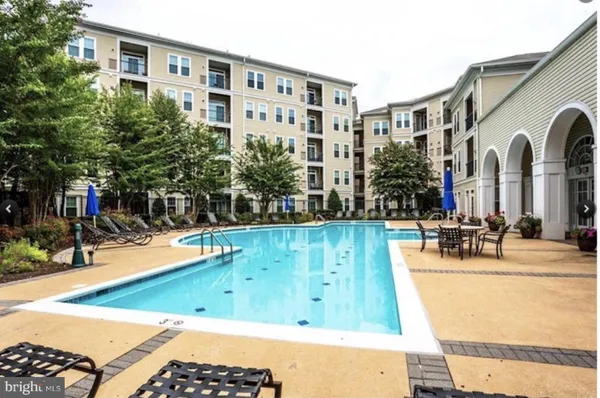$450,000 | 2465 Army Navy Drive, Unit 1405, Arlington, VA 22206
