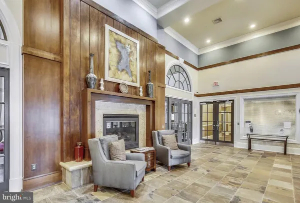 $450,000 | 2465 Army Navy Drive, Unit 1405, Arlington, VA 22206