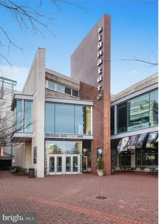 $450,000 | 2465 Army Navy Drive, Unit 1405, Arlington, VA 22206