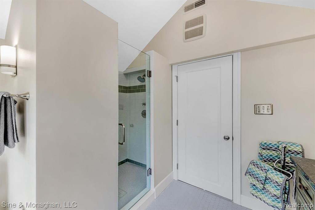 1158 West Maple Road Birmingham, MI 48009 - Photo 56 of 77