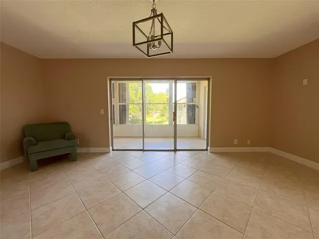 $1,500 | 212 Oxford 400, Unit 212, West Palm Beach, FL 33417