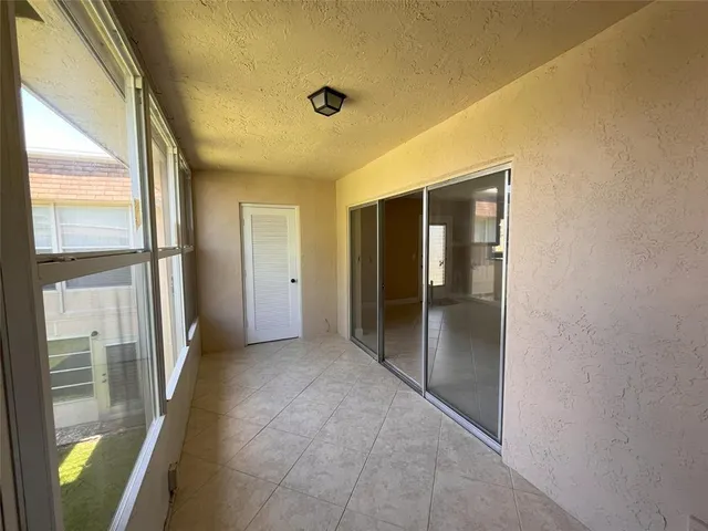 $1,500 | 212 Oxford 400, Unit 212, West Palm Beach, FL 33417