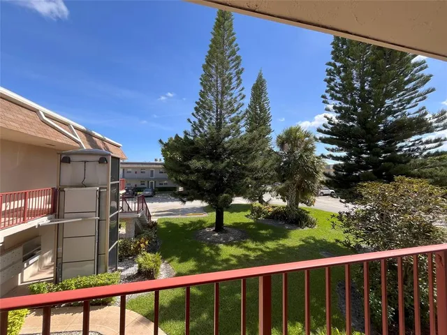 $1,500 | 212 Oxford 400, Unit 212, West Palm Beach, FL 33417