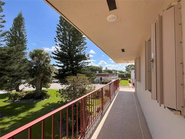 $1,500 | 212 Oxford 400, Unit 212, West Palm Beach, FL 33417