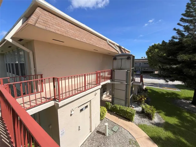 $1,500 | 212 Oxford 400, Unit 212, West Palm Beach, FL 33417