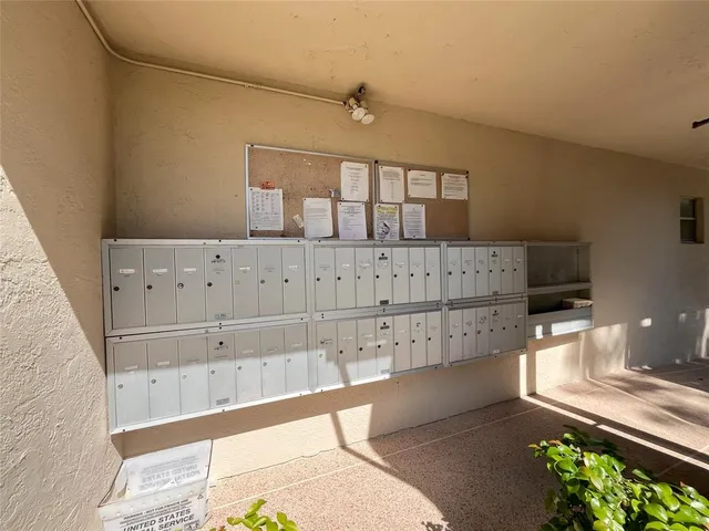 $1,500 | 212 Oxford 400, Unit 212, West Palm Beach, FL 33417