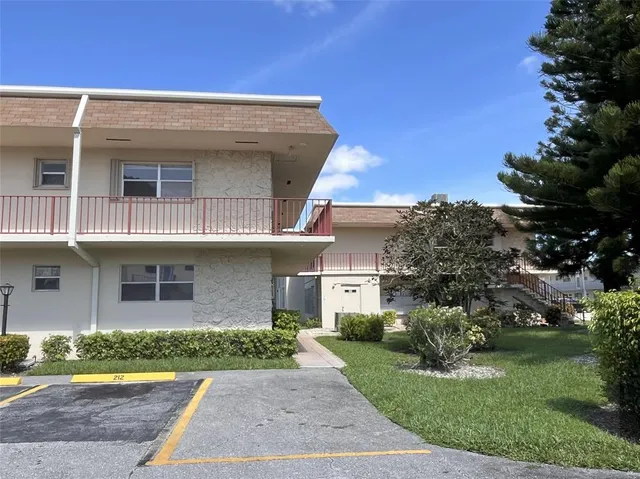 $1,500 | 212 Oxford 400, Unit 212, West Palm Beach, FL 33417