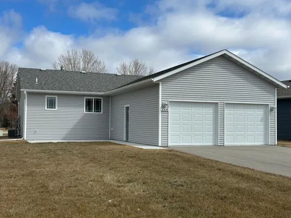 $325,000 | 2008 Nelson Drive, Thief River Falls, MN 56701