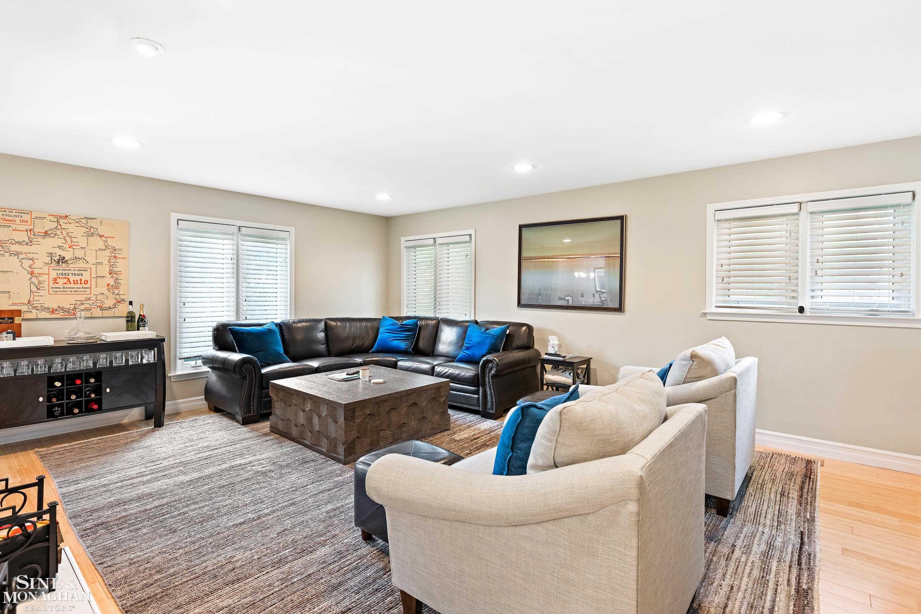 757 Ballantyne Road Grosse Pointe Shores, MI 48236 - Photo 5 of 54