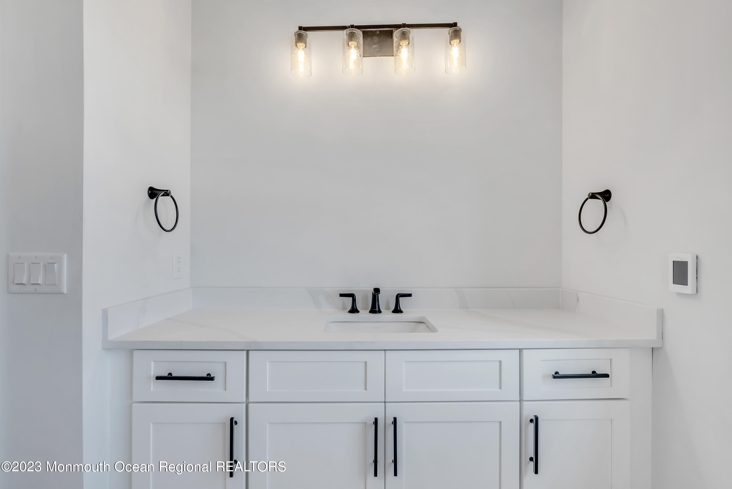 176 Eagle Way Eatontown, NJ 07724 - Photo 19 of 102 MJB03584