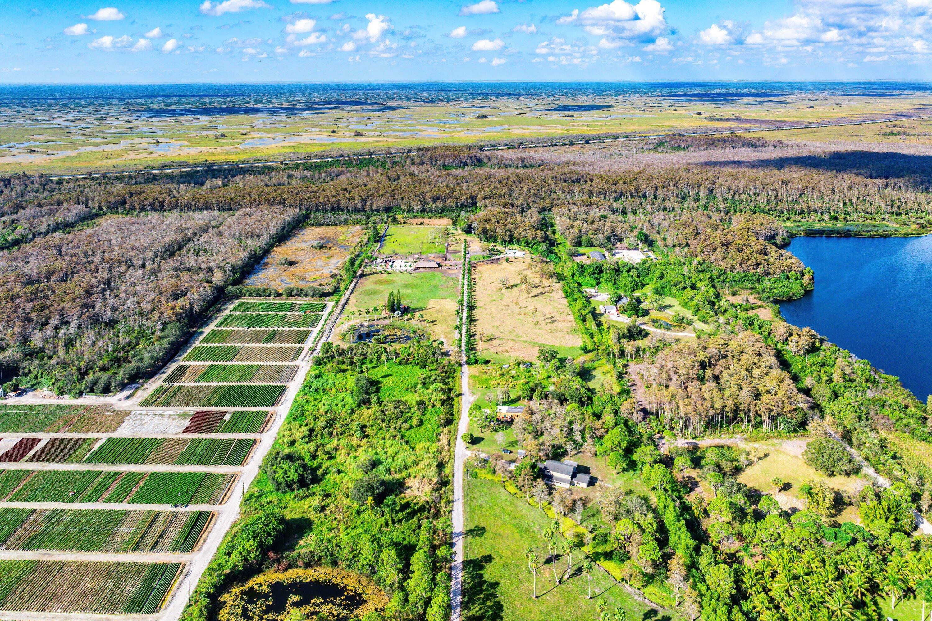 11511 Townsend Lane Boynton Beach, FL 33472 - Photo 21 of 21 a view of an ocean and a building