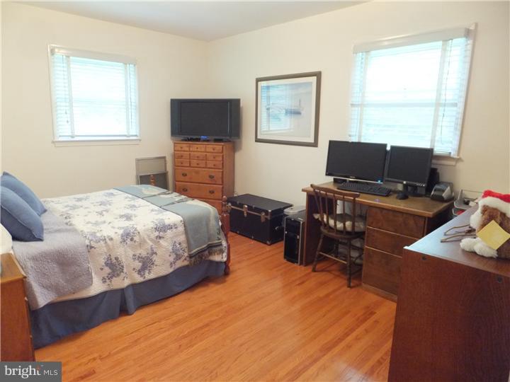 1477 Shoemaker Road Abington, PA 19001 - Photo 18 of 20