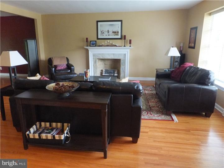 1477 Shoemaker Road Abington, PA 19001 - Photo 7 of 20
