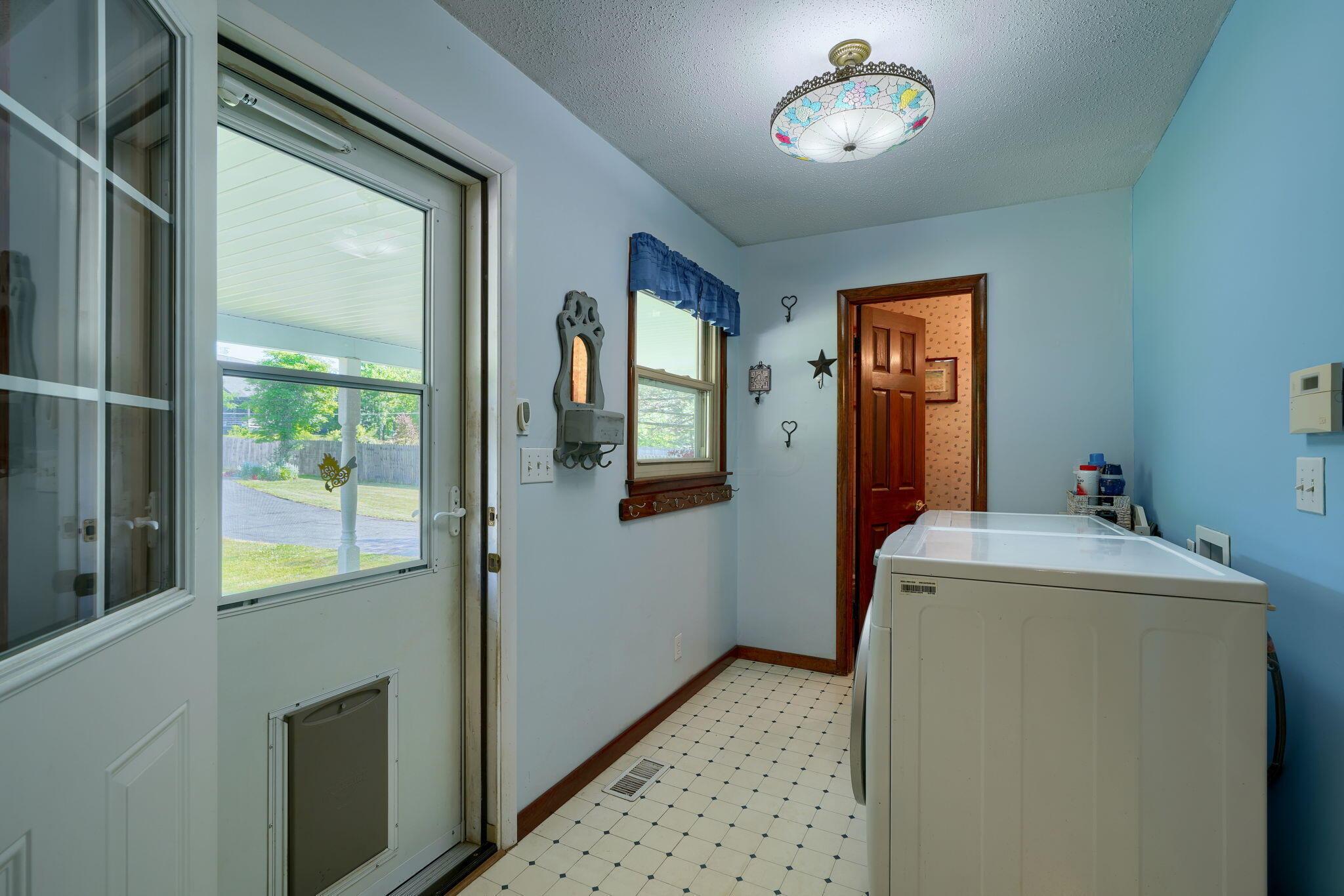 110 Ginder Road Northeast Lancaster, OH 43130 - Photo 26 of 61 110 Ginder Road NE (36)