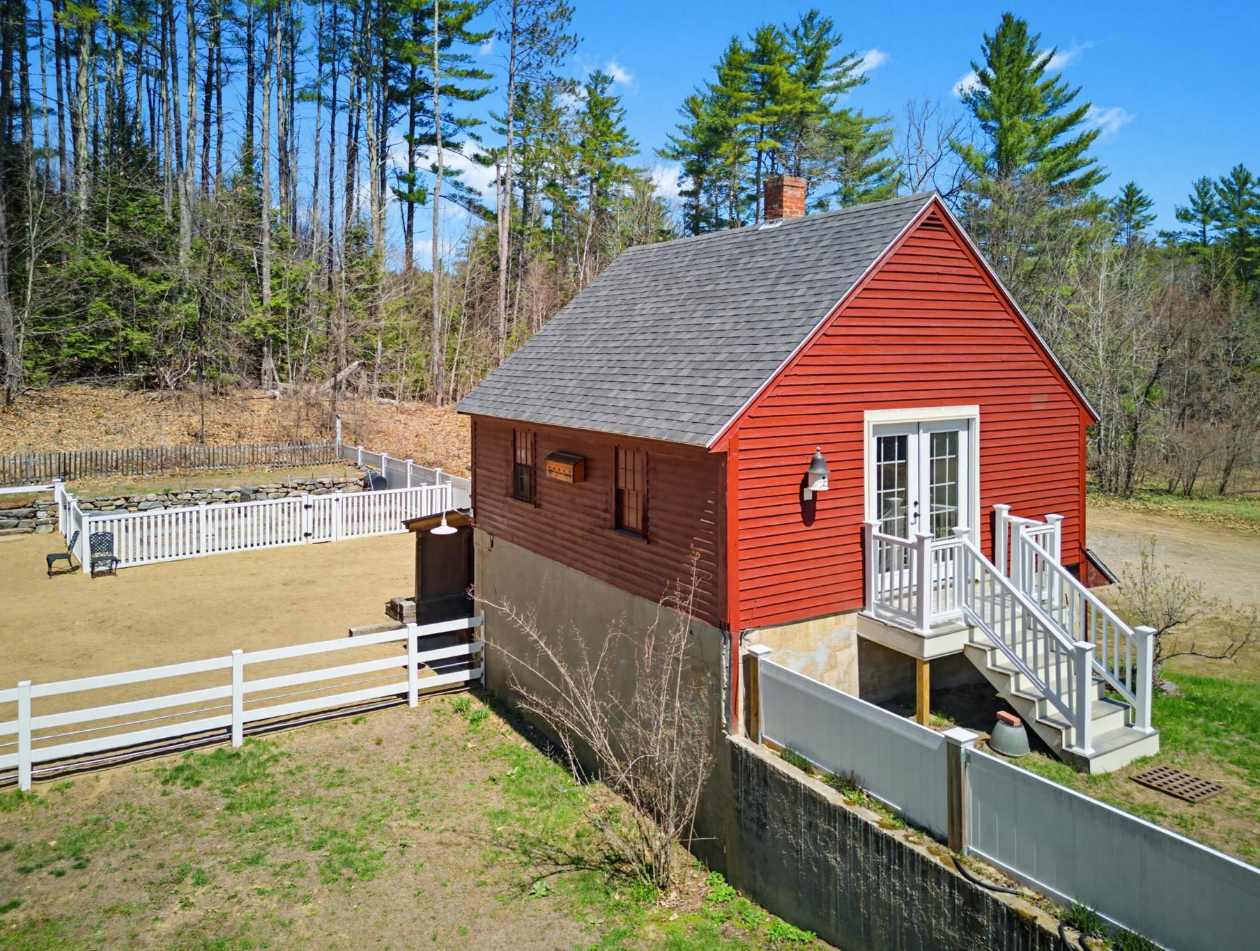41 West Lull Place New Boston, NH 03070 - Photo 11 of 60