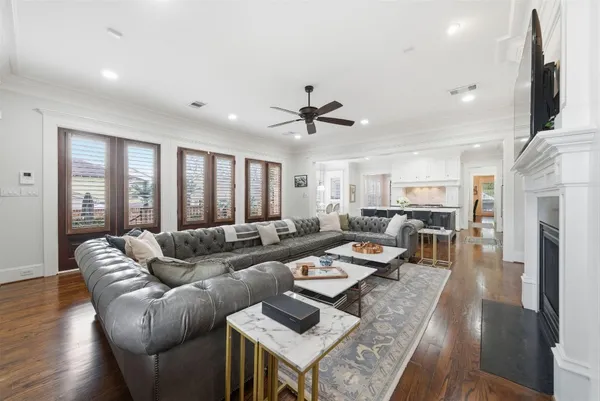 $2,199,000 | 1418 Columbia Street, Houston, TX 77008