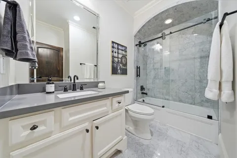 $2,199,000 | 1418 Columbia Street, Houston, TX 77008