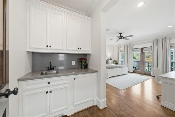 $2,199,000 | 1418 Columbia Street, Houston, TX 77008