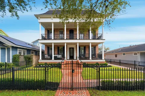 $2,199,000 | 1418 Columbia Street, Houston, TX 77008